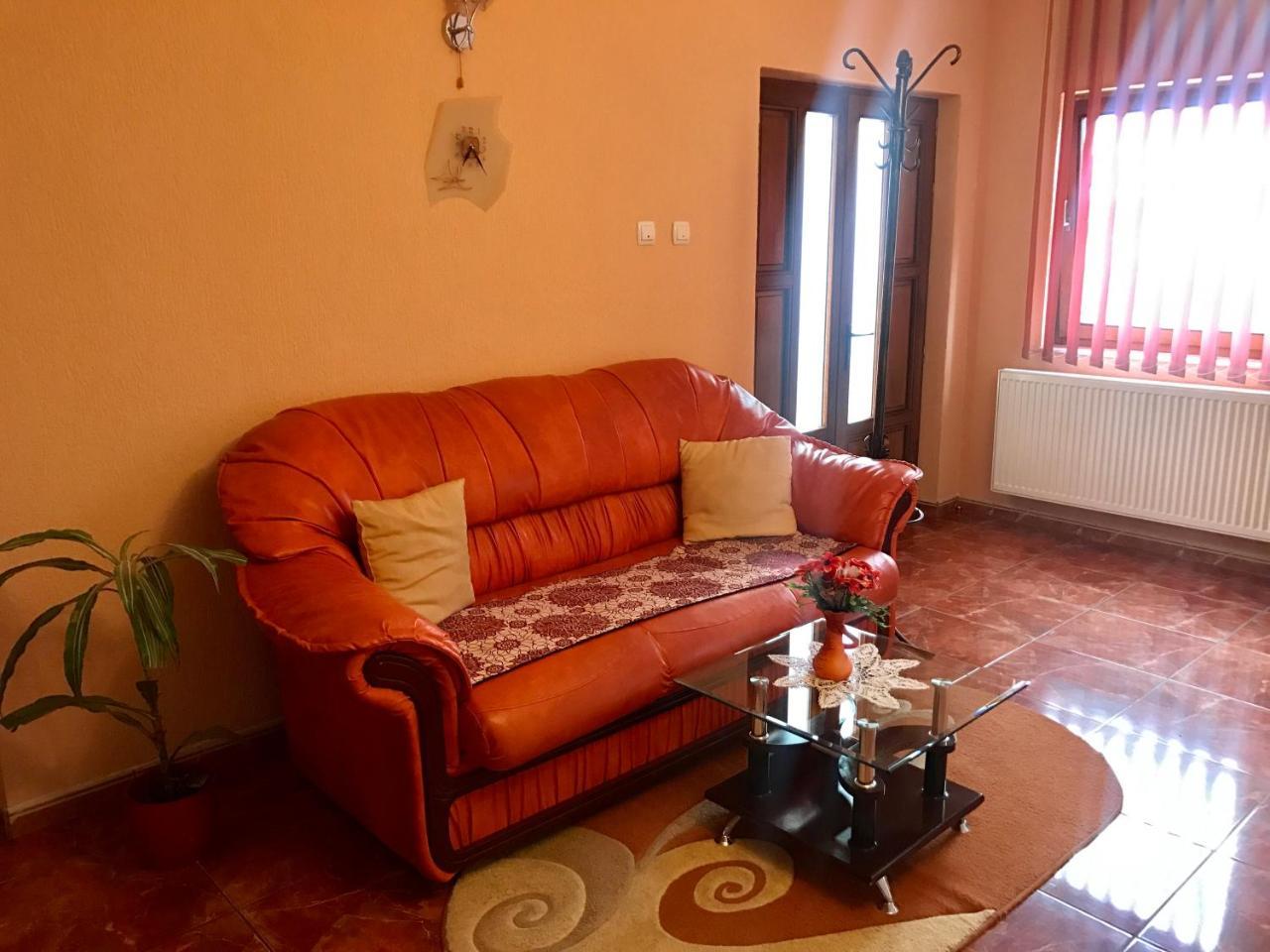 Vila La Izvor Petresti Exterior foto